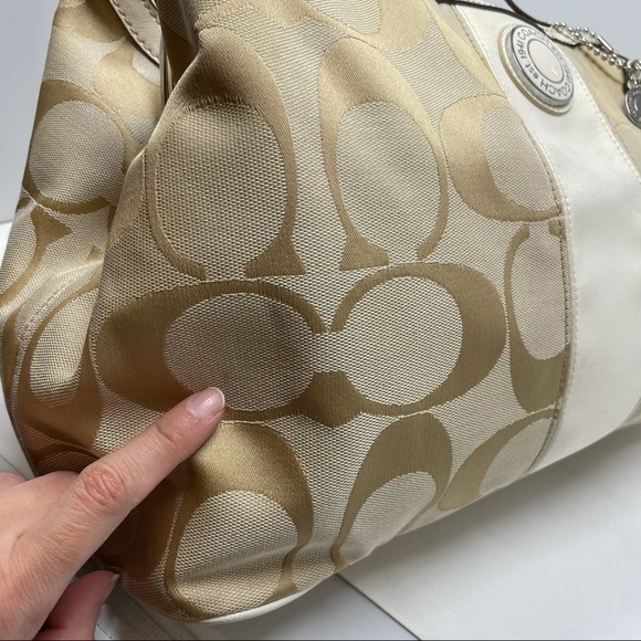 Coach Signature Stripe Framed Tan Carryall Purse - Picture 14 of 15